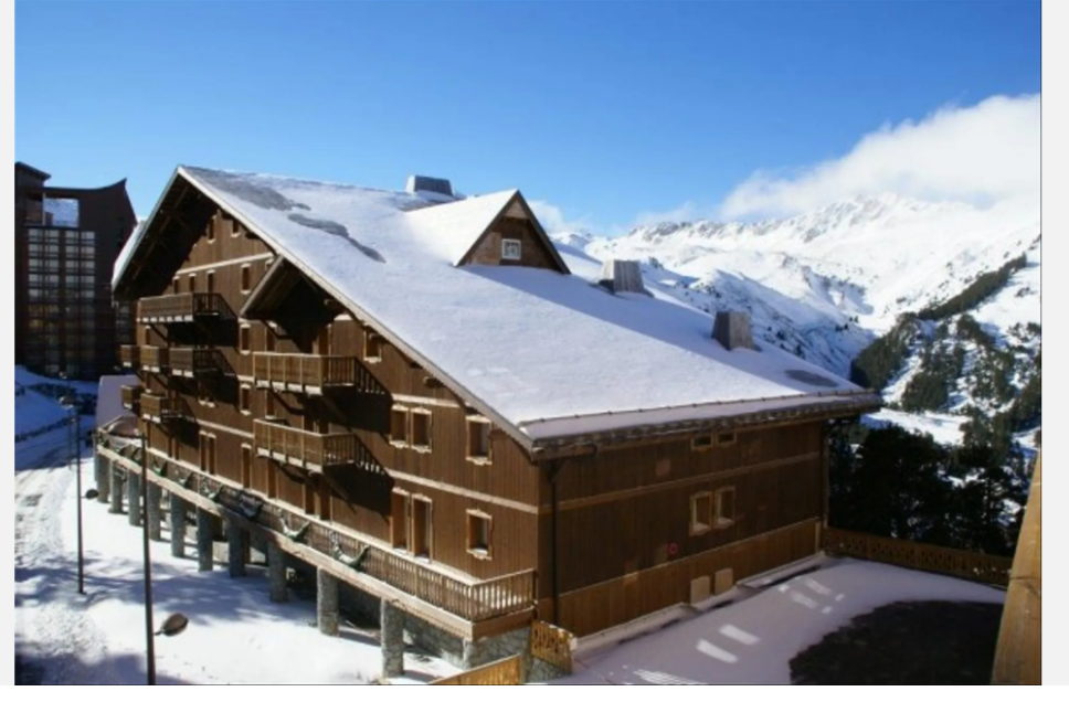 Chalet-Altitude-Arc-REF7328192